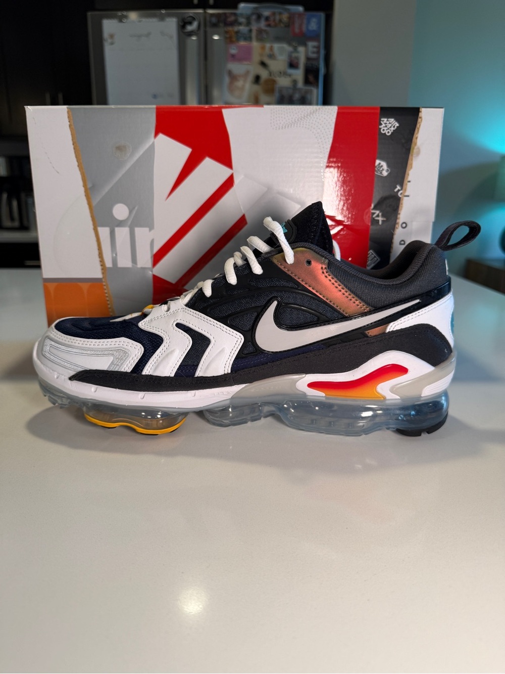 NIKE - VaporMax Evo Anthracite Tech Grey White in Menβs Size 12 - Picture 9 of 16